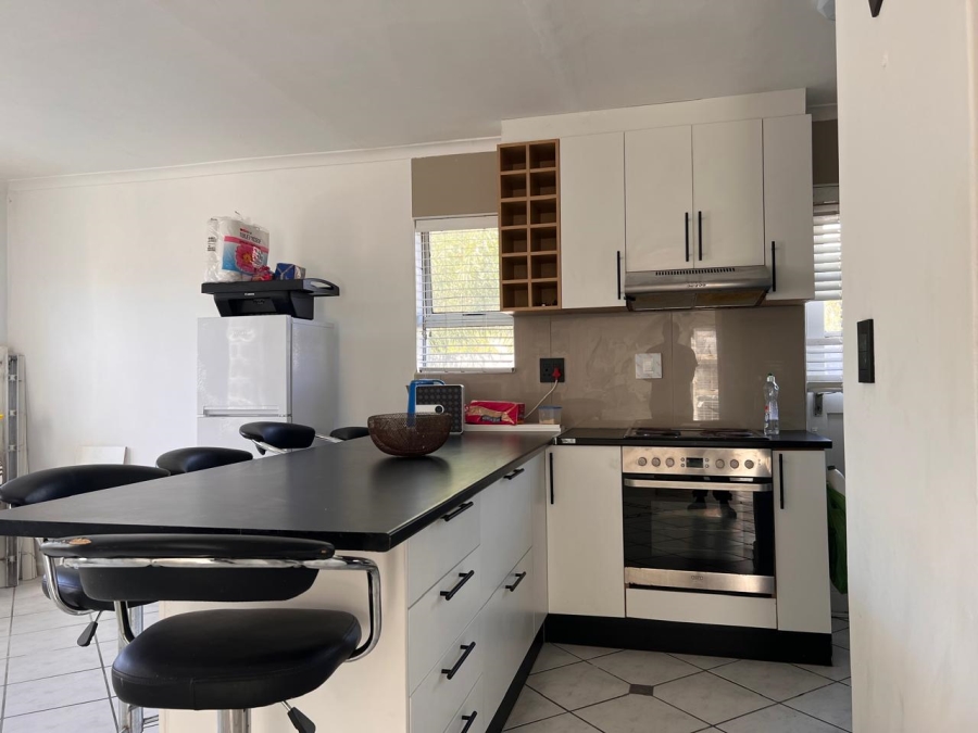 3 Bedroom Property for Sale in Parklands Western Cape